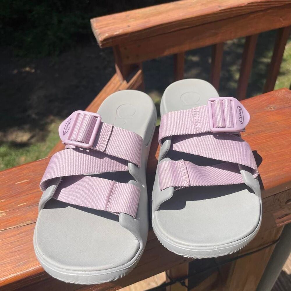 Womens 6 Chaco Chillos grey & Lilac slides recovery comfort sandals